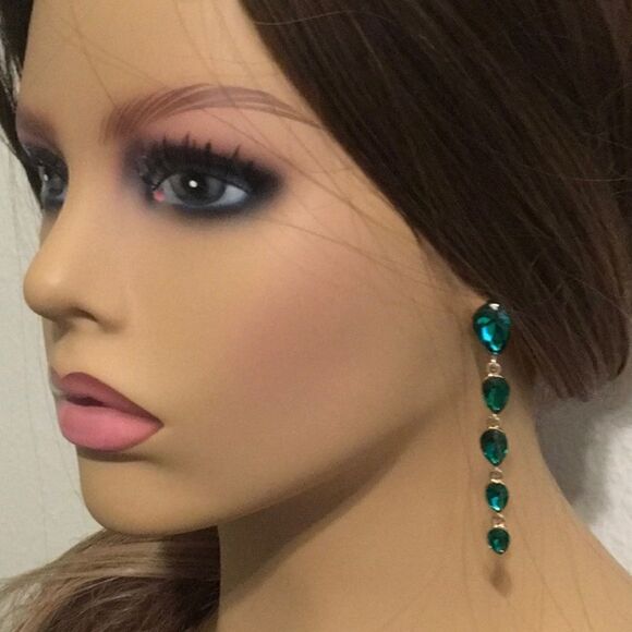 Emerald gold drop earrings NWT - Picture 1 of 3